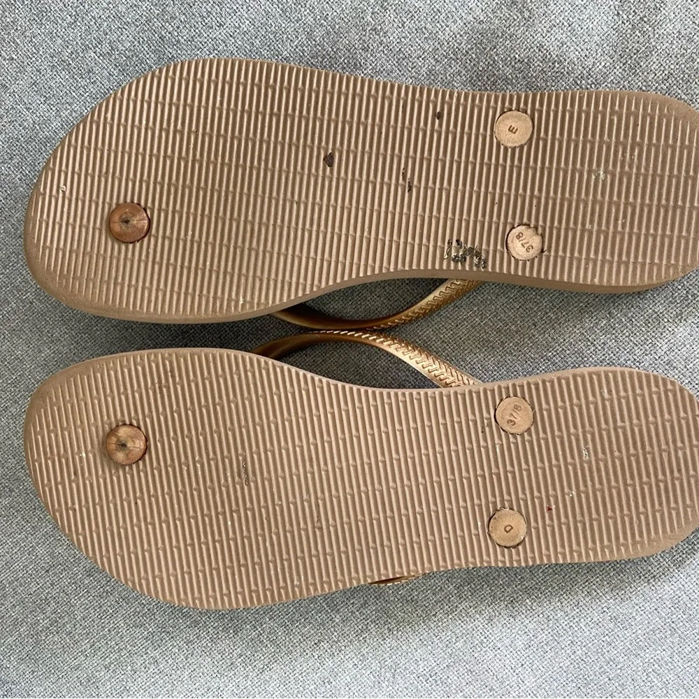 Havaianas Women's Sandals - Black and Tan Animal Print